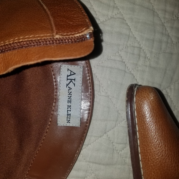 Boots - Picture 2 of 2